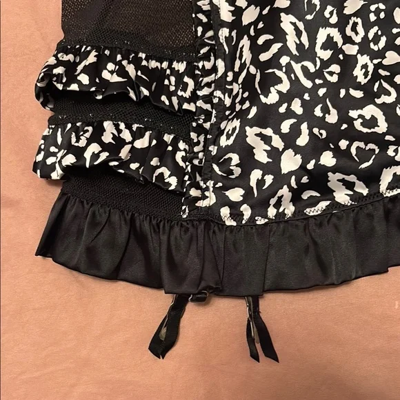 Victoria’s Secret NWT Black and White Leopard Print Bustier - Picture 3 of 7
